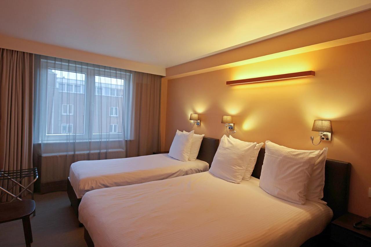 Hotel Uilenspiegel Nieuwpoort Esterno foto